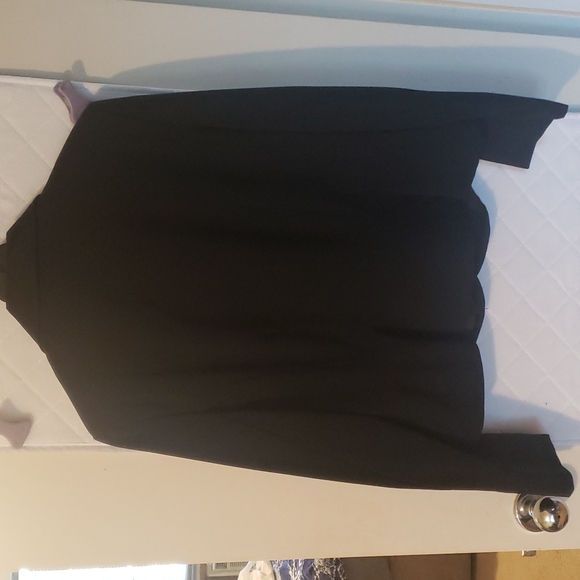 Black blazer - Picture 2 of 4